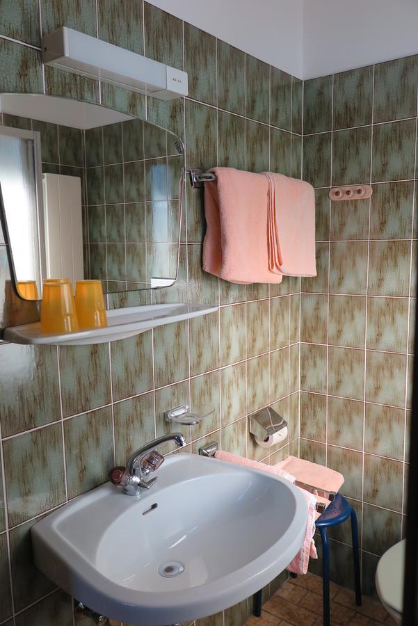 Haus Enzian Apartment Sankt Johann im Pongau Room photo