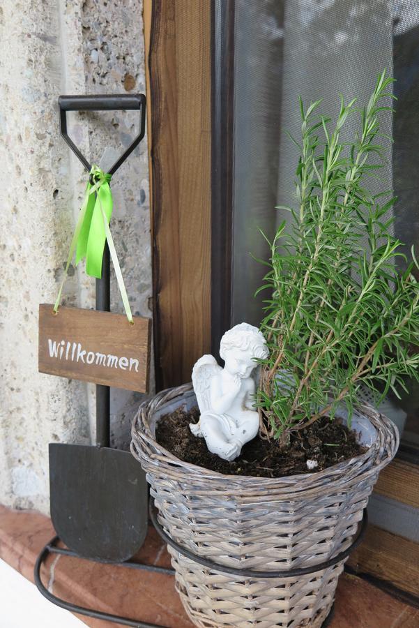 Haus Enzian Apartment Sankt Johann im Pongau Exterior photo